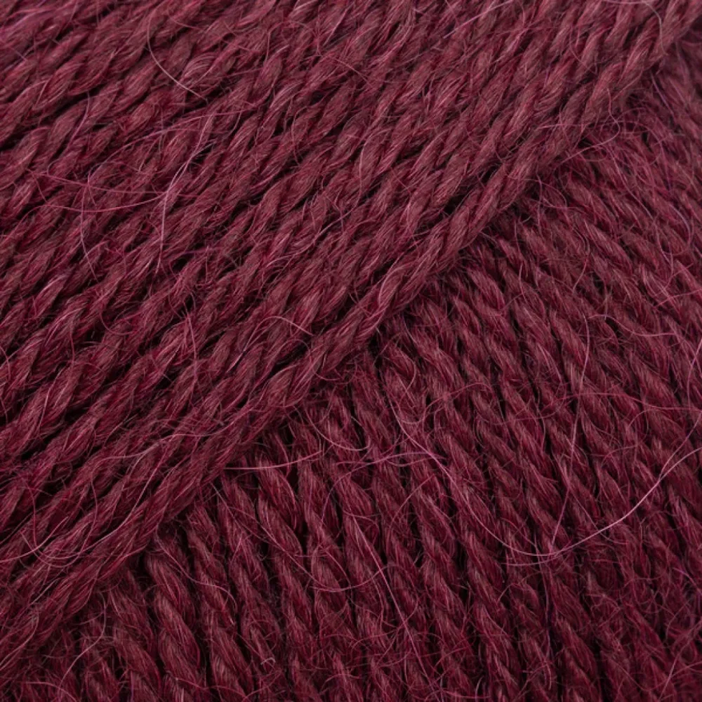 Alpaca Uni – 9046 Skogbær Alpaca Uni – 9046 Skogbær