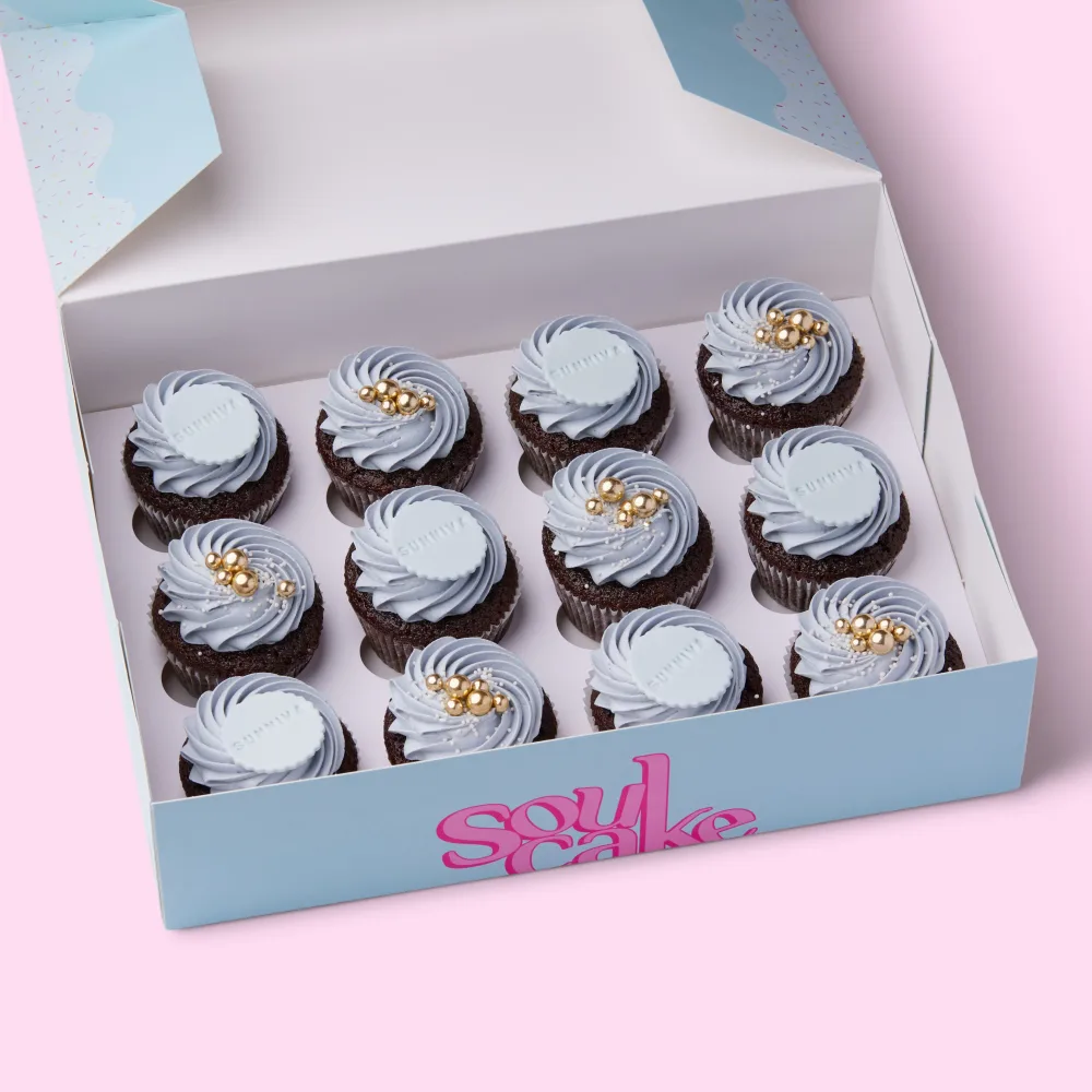 Cupcakes with Custom Text Cupcakes with Custom Text