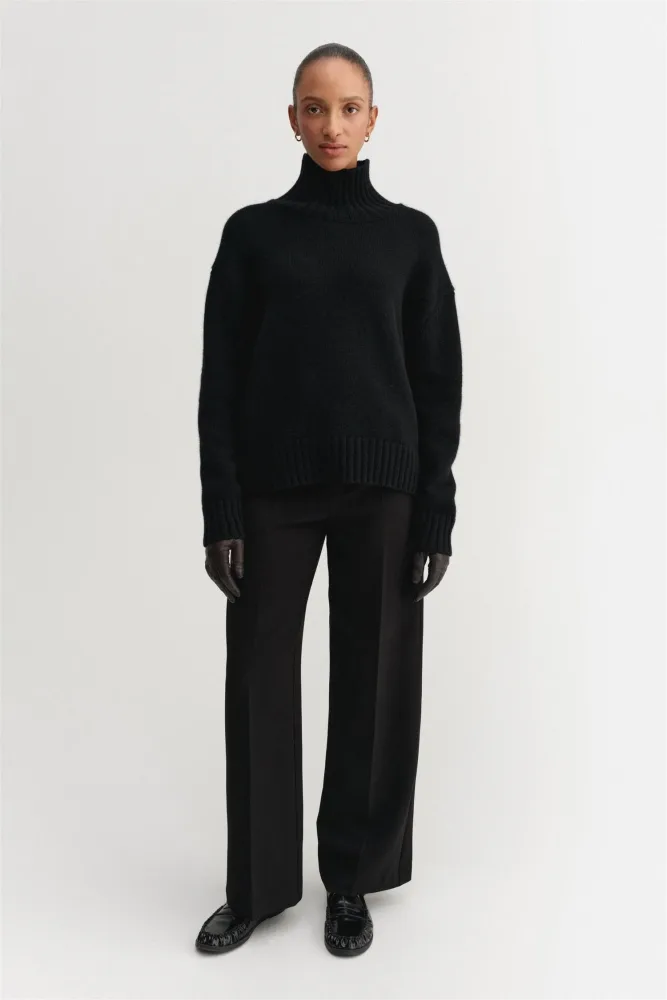 ALMADA LABEL - Pre-Order Nola Turtleneck Sweater - Black - Bilde 2