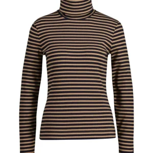 Slim Striped Rib Turtleneck – Caramel Beige
