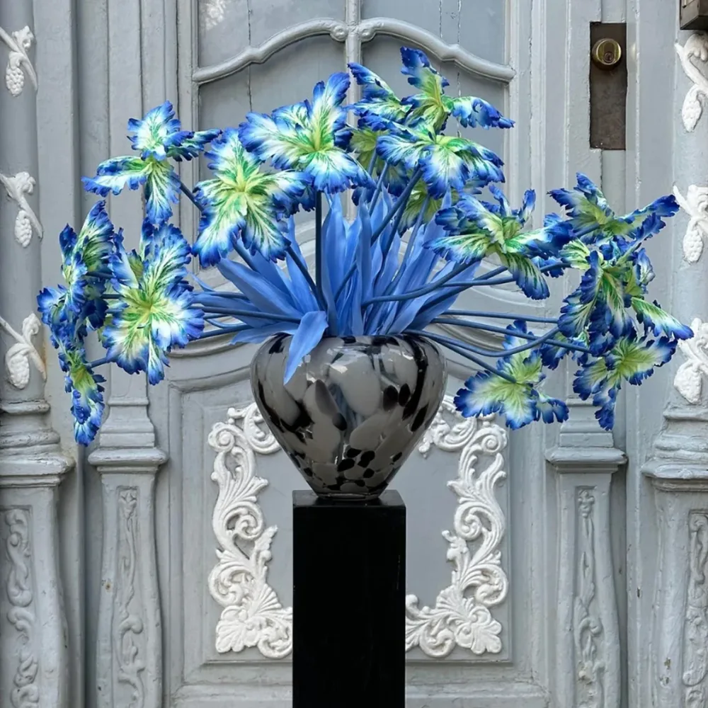 Blomst Tulip Dusty Blue - By Reevein Studio - Bilde 2