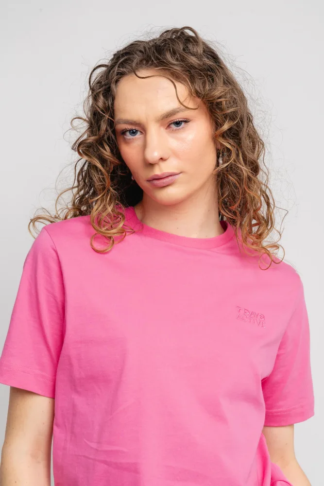 Organic Logo Fitted Tee - Sangria Sunset - Bilde 3