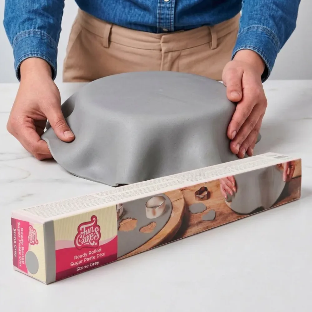 Fondantlokk av grå fondant fra FunCakes, 430g Fondantlokk av grå fondant fra FunCakes, 430g