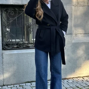 THE CURATED – The London Jacket – Navy
