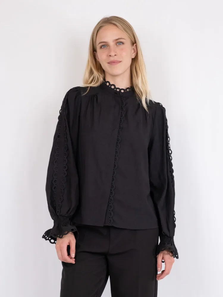 Sassie Shirt - Black - Bilde 2