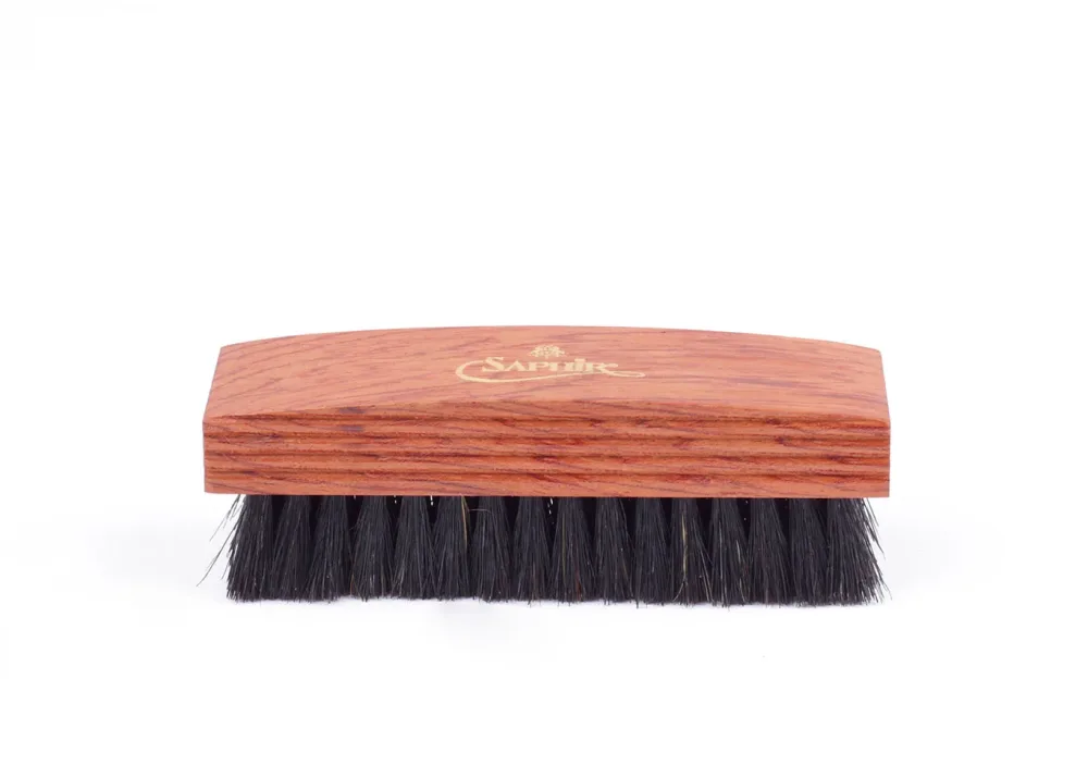 Polishing brush black bristles