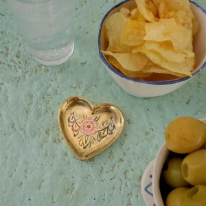 DOING GOODS – Miracle Mila Heart Plate