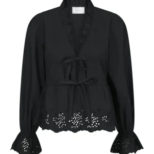 Matsi Embroidery Blouse – Black
