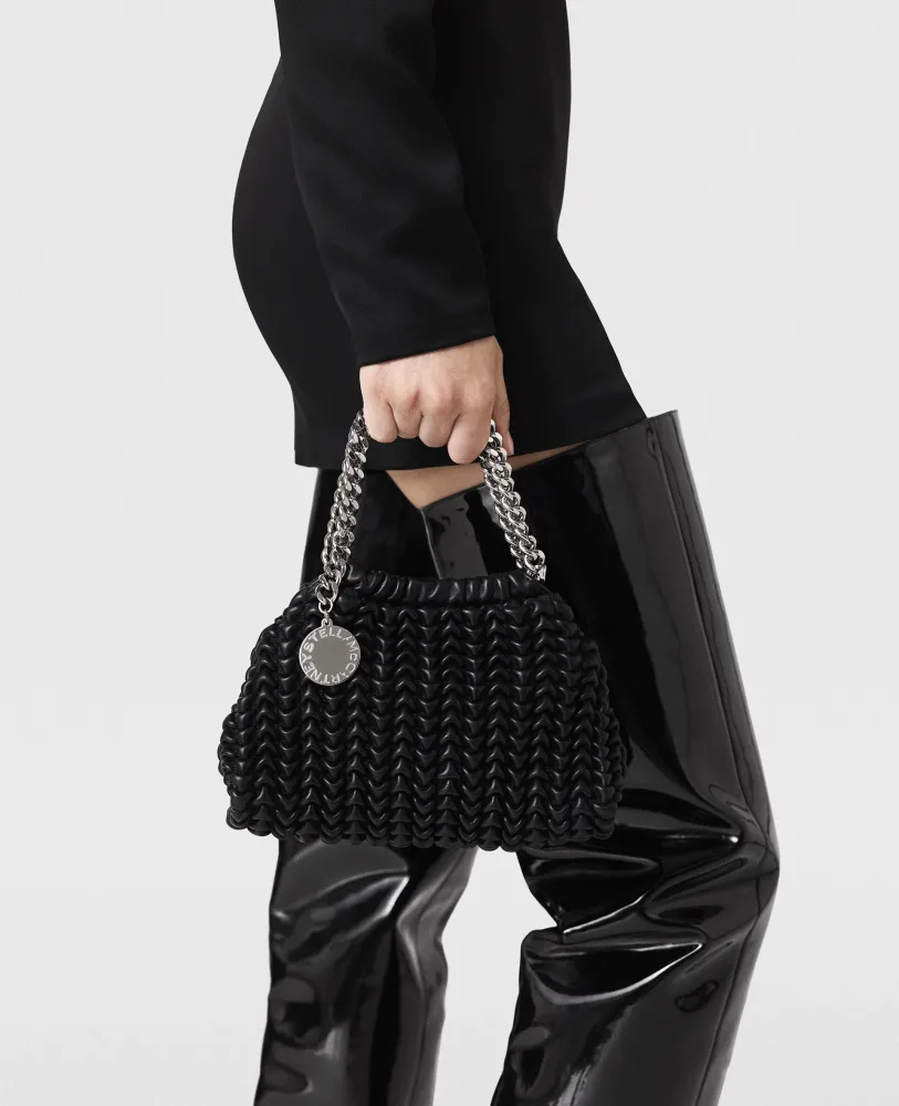 Falabella Popcorn Drawstring Crossbody Bag - Black - Bilde 3