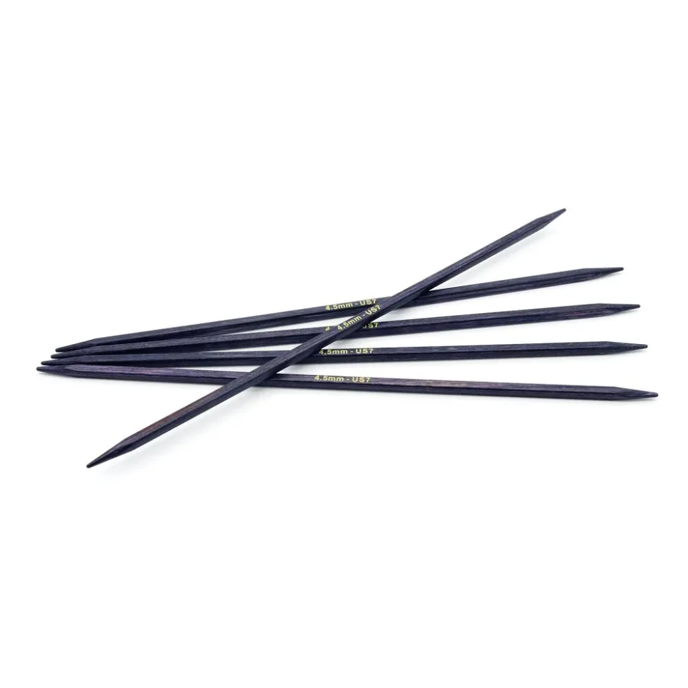 J’adore Cubics, 20 cm, 4.5 mm – Strømpepinner i bjørk J’adore Cubics, 20 cm, 4.5 mm – Strømpepinner i bjørk