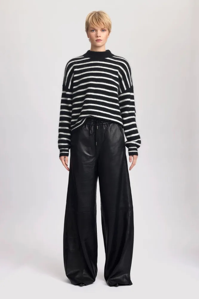 DebbieGZ Pullover - Black/White Striped - Bilde 3
