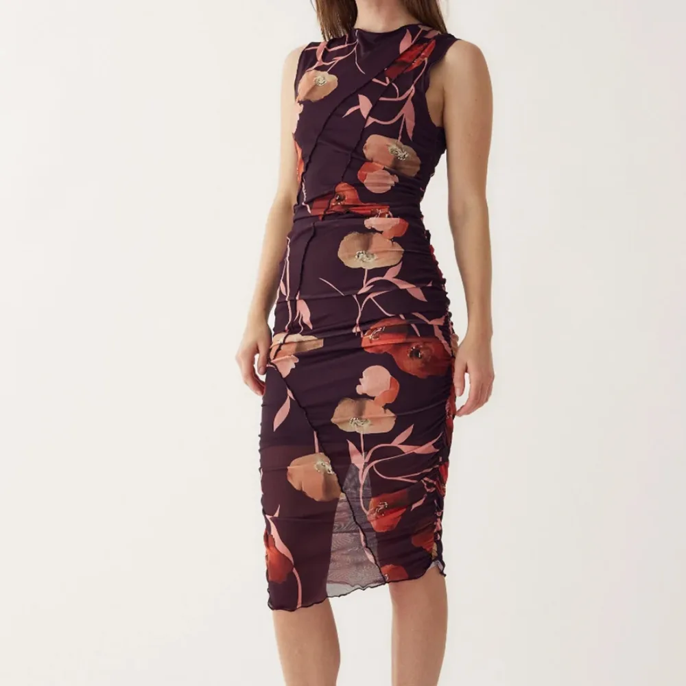 Sutton Kjole Caris Red Print - By Noella - Bilde 3