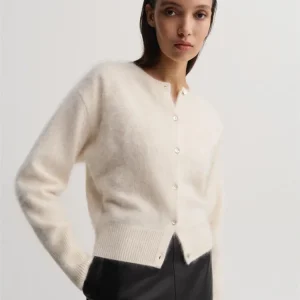 ALMADA LABEL – Pre-Order Coco Brushed Cardigan – Vanilla ALMADA LABEL – Pre-Order Coco Brushed Cardigan – Vanilla