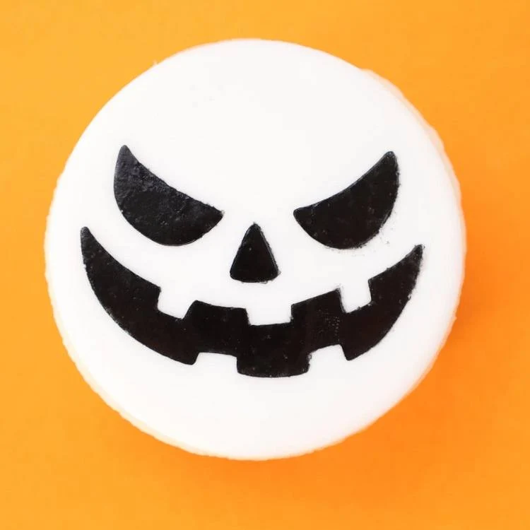 Sweet Stamp Mini Stensil -Pumpkin Jack-