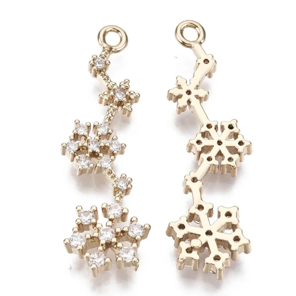 Charm Gullfarge og Zirkonia, 34x10mm, 1stk – Snøen Daler Ned Charm Gullfarge og Zirkonia, 34x10mm, 1stk – Snøen Daler Ned