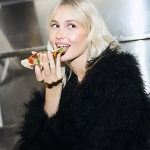 Line Fur – Black